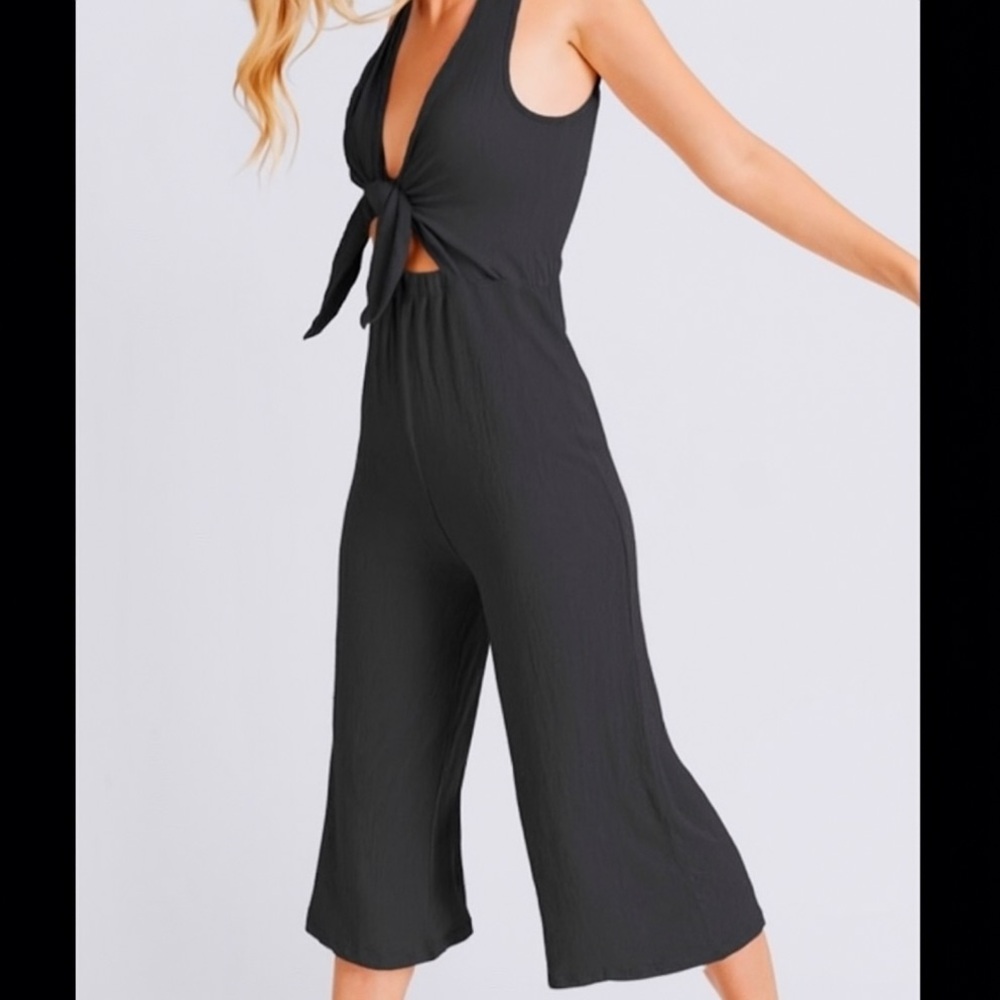 ✨5/$15✨ Love Tree Black Tie-Front Jumpsuit